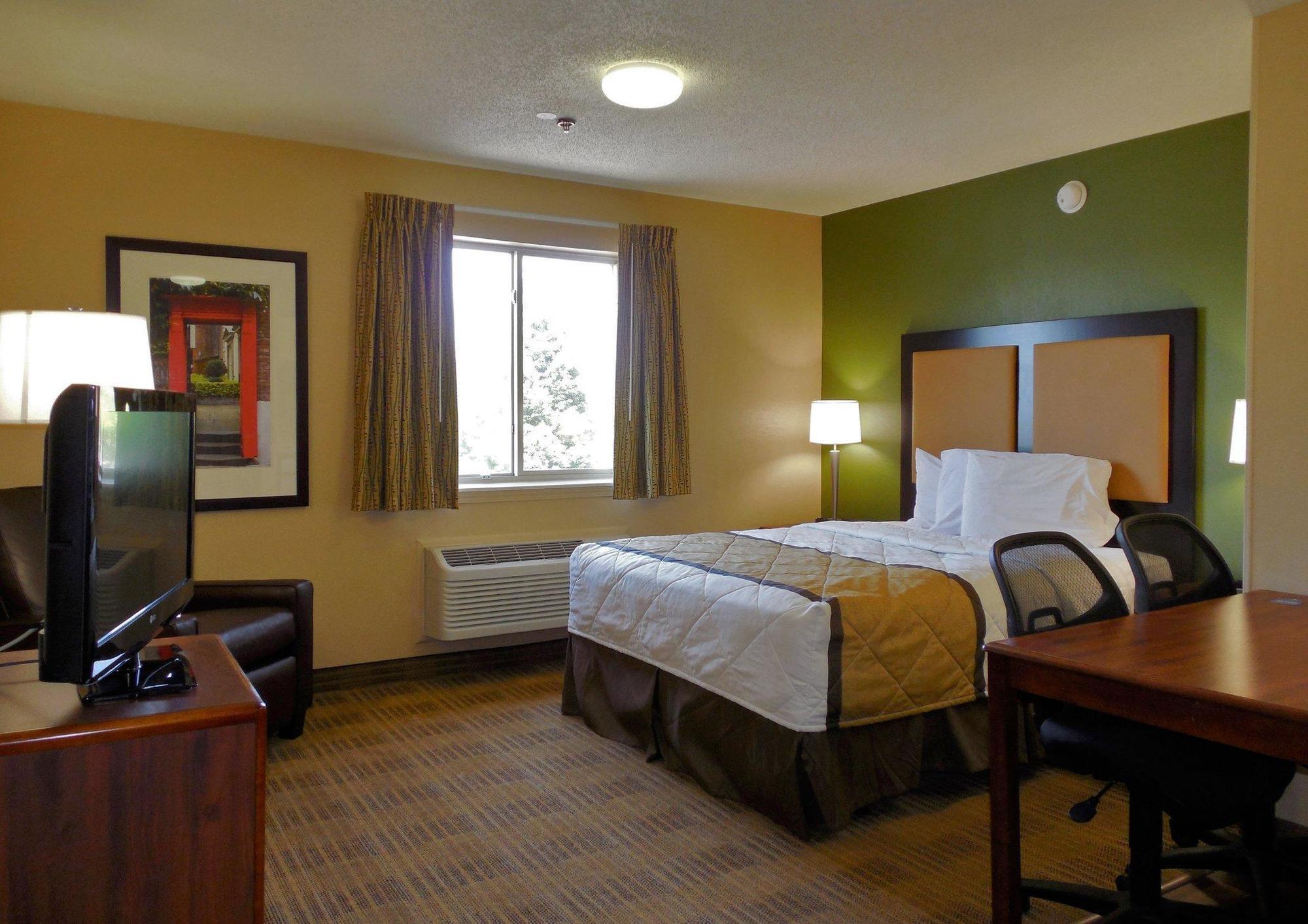 Extended Stay America Select Suites - Madison - Old Sauk Rd Exterior foto