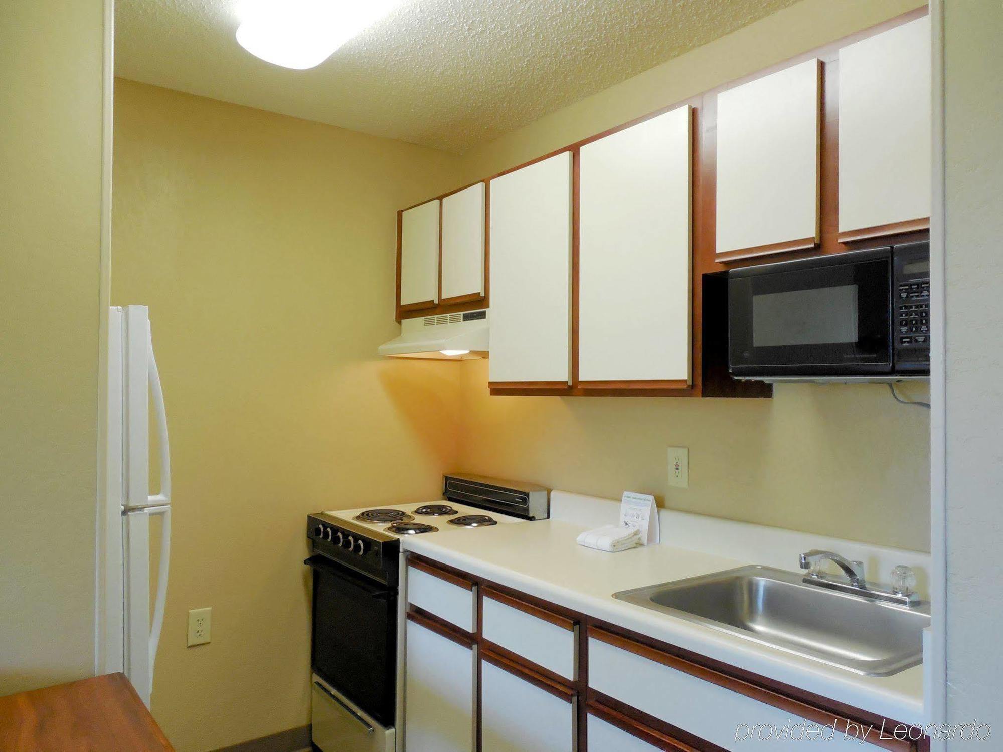 Extended Stay America Select Suites - Madison - Old Sauk Rd Exterior foto