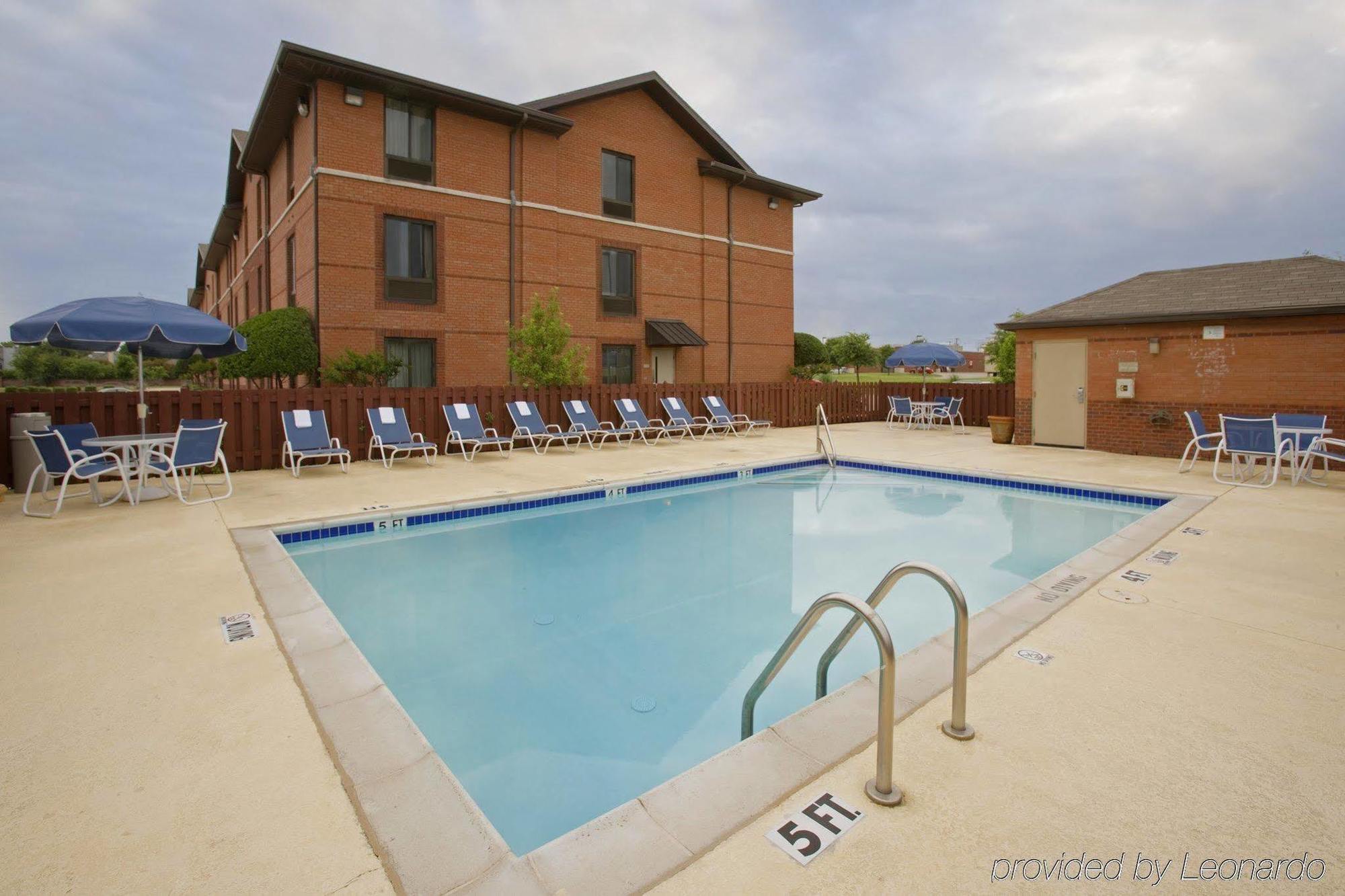 Extended Stay America Select Suites - Madison - Old Sauk Rd Exterior foto